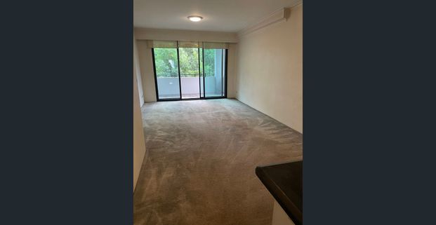 1-Bedroom Apartment in the Heart of Ultimo - Photo 1