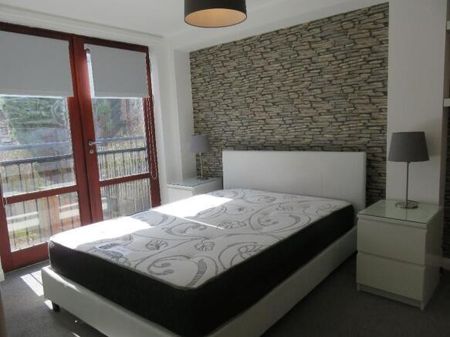 2 bedroom flat to rent - Photo 3