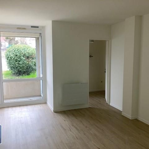Location Appartement 2 pièces 38m² POITIERS 86000 - Photo 1