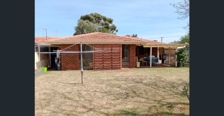 Beautifully Renovated 3-Bedroom Home with Modern Comforts in Prime Location - Photo 5