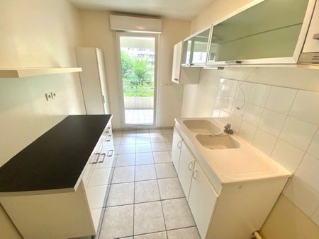 A LOUER VILLEURBANNE - T2 de 51.16 m² - 92 RUE EDOUARD VAILLANT - Photo 2