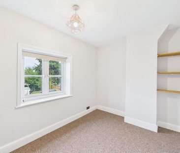 2 bedroom house to rent - Photo 2