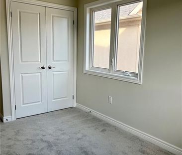 40 ZINFANDEL Drive Unit# 7, Hamilton, Ontario, L8E0L1 - Photo 6