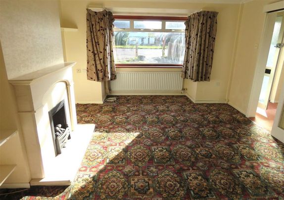 3 bedroom semi-detached house to rent - Photo 1