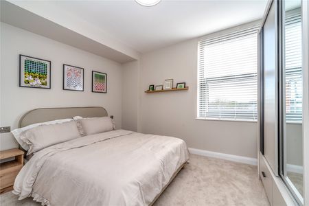 1 bedroom apartment to rent St. Cuthberts Street, Bedford, Bedfordshire, MK40 - Photo 2