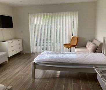 3 bedroom detached bungalow to rent - Photo 6