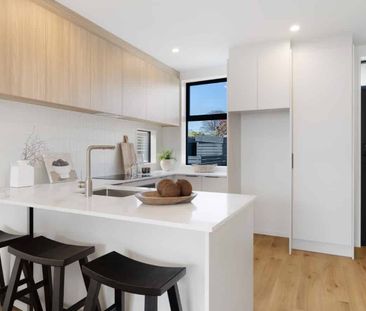 Brand New 2-Bedroom, 2-Bathroom Townhouse – Prime Location - Photo 3