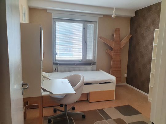 Studievägen, Sollentuna - Photo 1