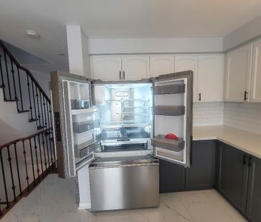 For Lease - 116 Harbourside Drive, Whitby, Ontario - Photo 6