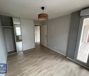 Location Appartement 2 pièces 47m² LILLE 59000 - Photo 3