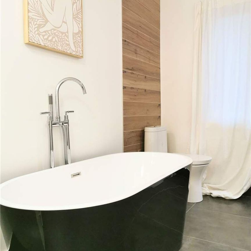 For Lease - 3234 Shoreline Drive Unit# Room A, Oakville, Ontario - Photo 1