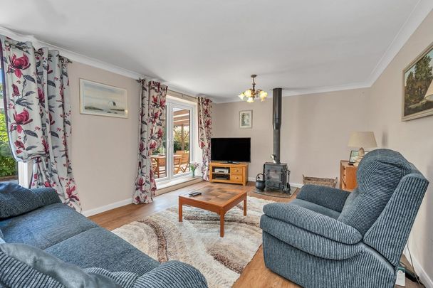 Thetford Road, Thetford, Fakenham Magna - Photo 1