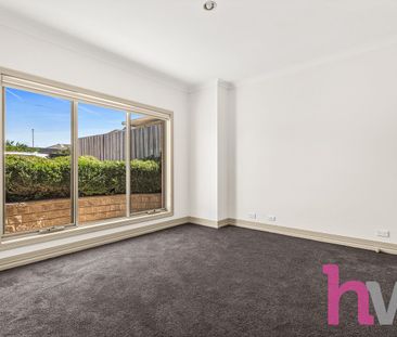 Modern, Stylish Two-Bedroom Home - Photo 3