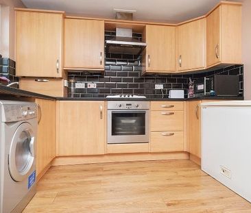 2 bedroom terraced house to rent - Photo 6