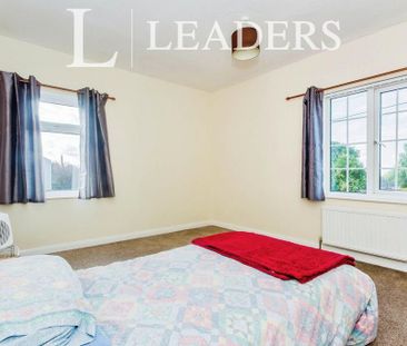 2 bedroom detached house to rent - Photo 4