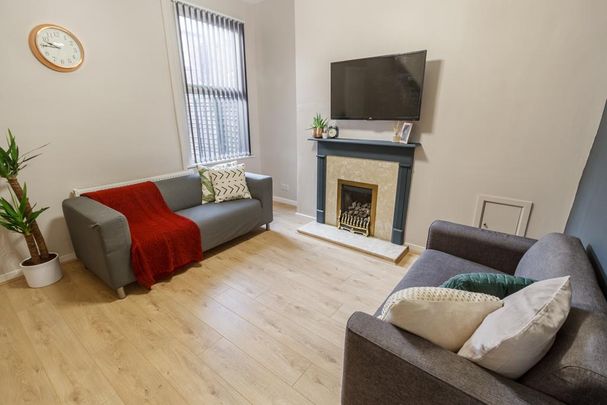 4 bedroom house to rent - Photo 1