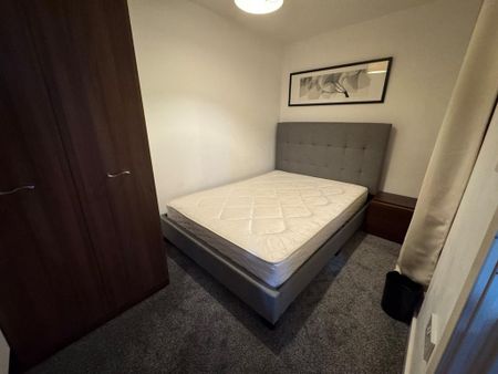 3 bedroom flat to rent - Photo 5