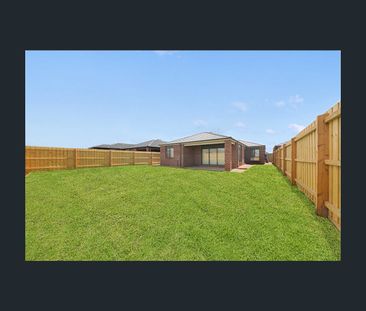 37 Belladonna Circuit, Wallan, Vic 3756 - Photo 4