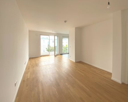 KOMFORTABEL WOHNEN IN SCHÖNEFELD -3-ZImmerwhg. inkl. Fußbodenheizung, EBK, Balkon, Fahrstuhl - Foto 4