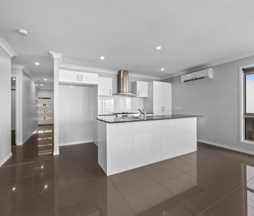 33 Stormbird Street, Redbank Plains QLD 4301 - House For Rent | Domain - Photo 6