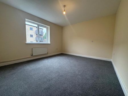 2 bedroom coach house to rent - Photo 4