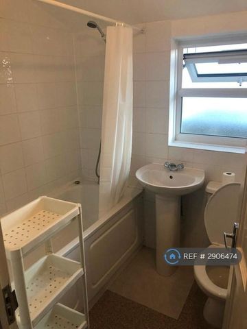 5 bedroom terraced house to rent - Photo 2