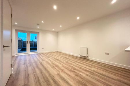 2 bedroom terraced house to rent - Photo 5