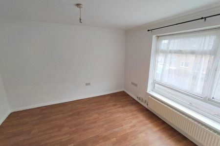 Drakes Drive - Photo 3