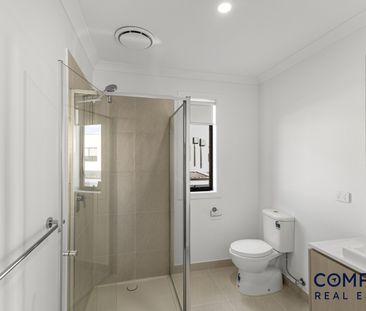 27 Illustration Avenue, Mambourin VIC 3024 - House For Rent | Domain - Photo 6