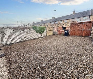 2 bed terraced house to rent in NE63 - Photo 2