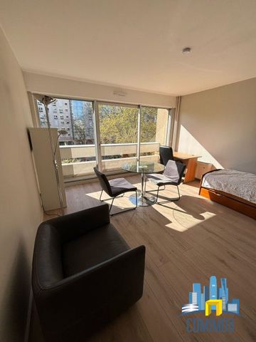 GRAND STUDIO MEUBLE COURBEVOIE - Photo 4