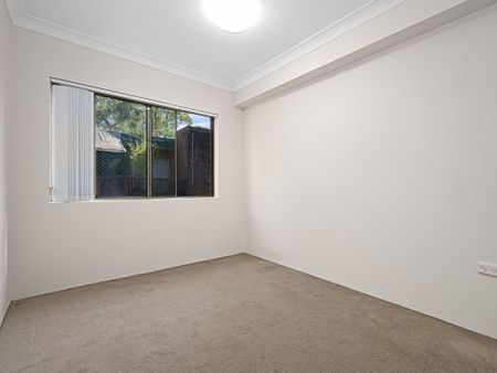 8/27-35 Doomben Avenue, Eastwood NSW 2122 - Apartment For Rent | Domain - Photo 2