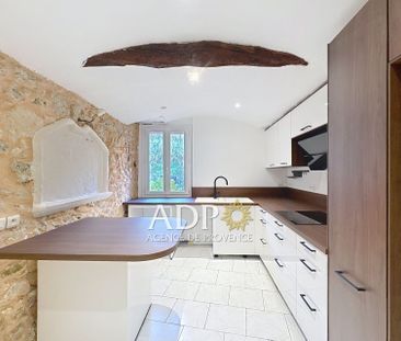 Location Appartement 4 pièces 83m² GRASSE 06130 - Photo 5