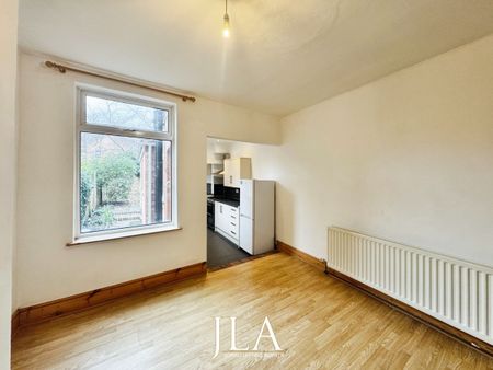 2 bed terraced house to rent in Clarendon Park Road, Leicester, LE2 - Photo 4