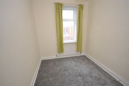 3 bed house to rent in Osborne Avenue, South Shields, NE33 - Photo 4