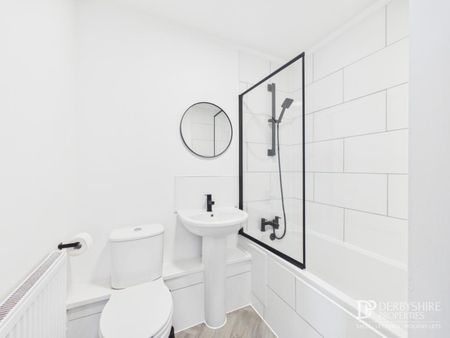 2 Bedroom Flat - Photo 4