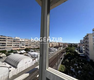 Location AppartementGolfe-Juan - Photo 3