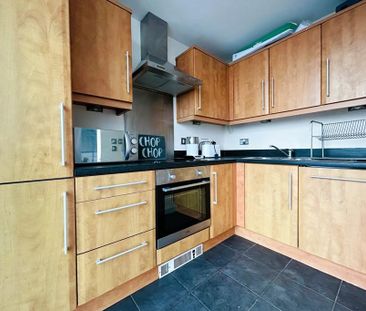 2 bedroom apartment to rent - Photo 3