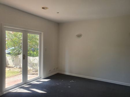 38 Wild Cherry Street, Maribyrnong VIC 3032 - Photo 2