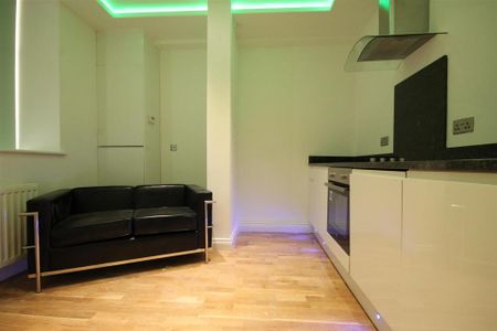 1 bedroom apartment to rent - Photo 2