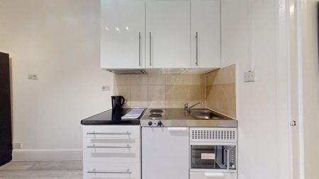 Studio to rent - Photo 4