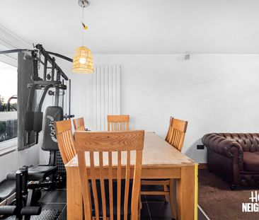 Phoenix Place - Photo 2