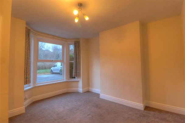 3 bedroom terraced house to rent - Photo 1