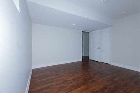 For Lease - 53 Cisco Drive, Whitby, Ontario - Photo 5