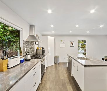 6 Swadel Way, Karori - Photo 1