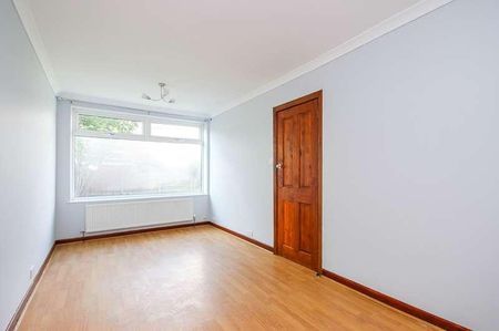 Clevedon Avenue, Urmston, Manchester, M41 - Photo 3