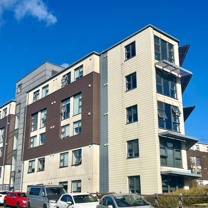 Flat 2, Plymbridge Lane, Derriford, Plymouth (2) - Photo 1