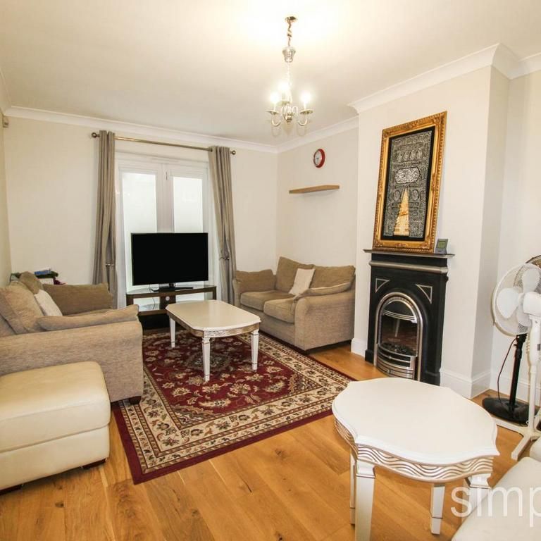 4 bedroom house to rent - Photo 1