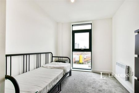 1 bedroom flat to rent - Photo 5