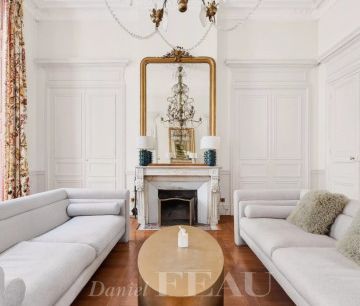 Appartement • Saint Germain des Prés - Photo 3